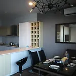 Spacious 2 Bedrooms 10 Mins To Bukit Bintang
